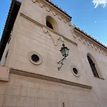 De La