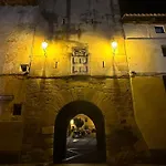 Hotel De La 3*