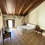 Hotel De La 3*