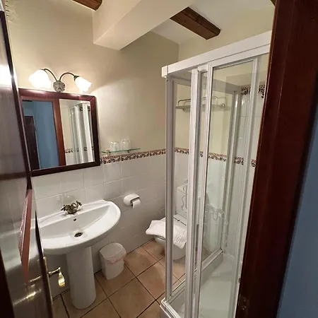 De La Hotel 3*